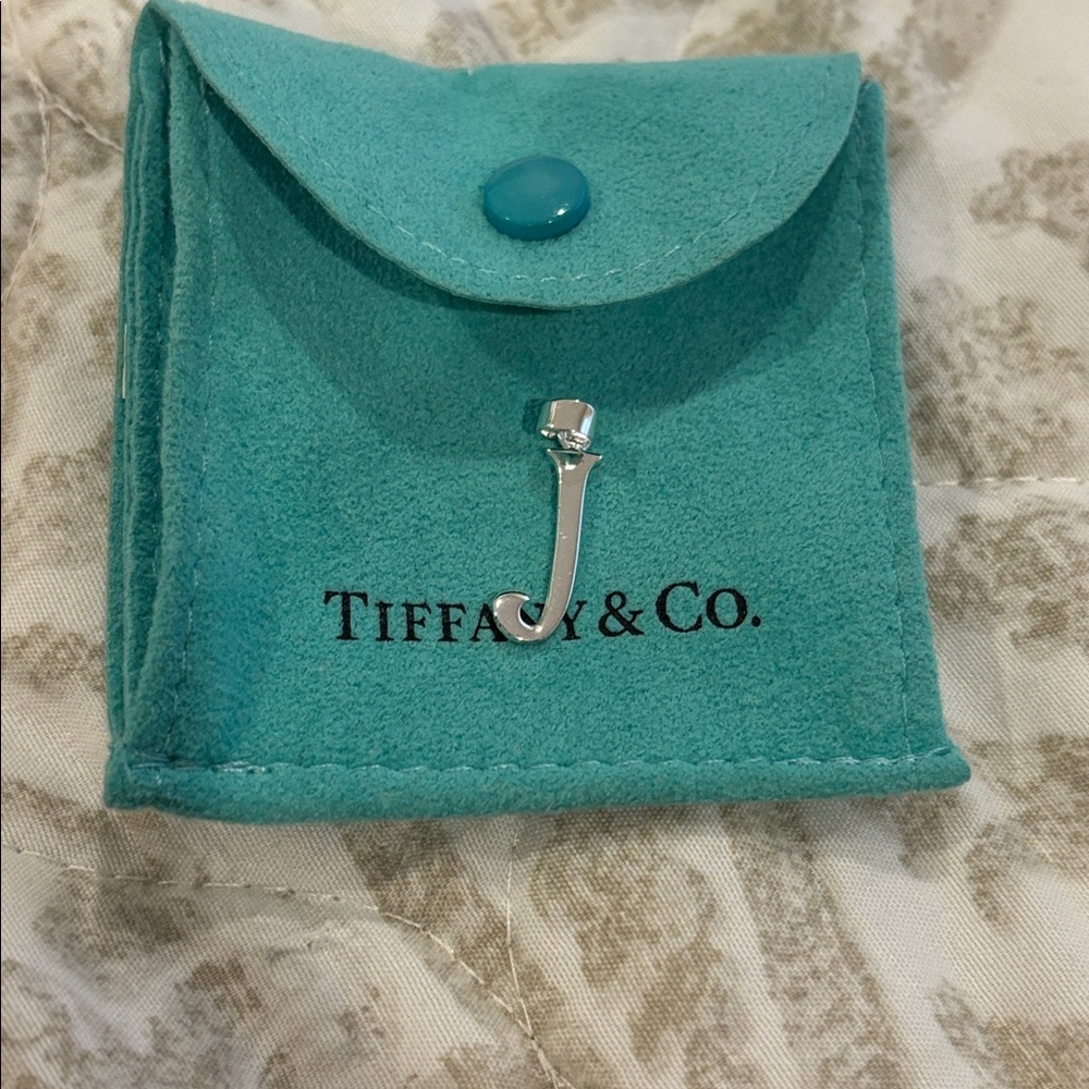 NEW TIFFANY & CO “J”